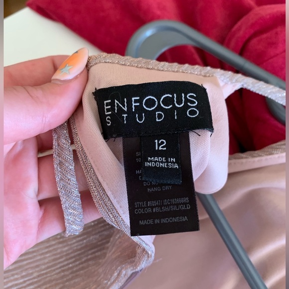 Shiny Graduation Dress Size 8 - Picture 6 of 6